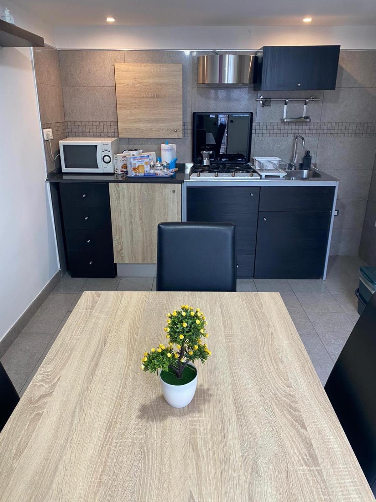 Holiday Home Napoli Station المظهر الخارجي الصورة